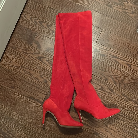 Call it spring knee-high boots - Picture 2 of 4